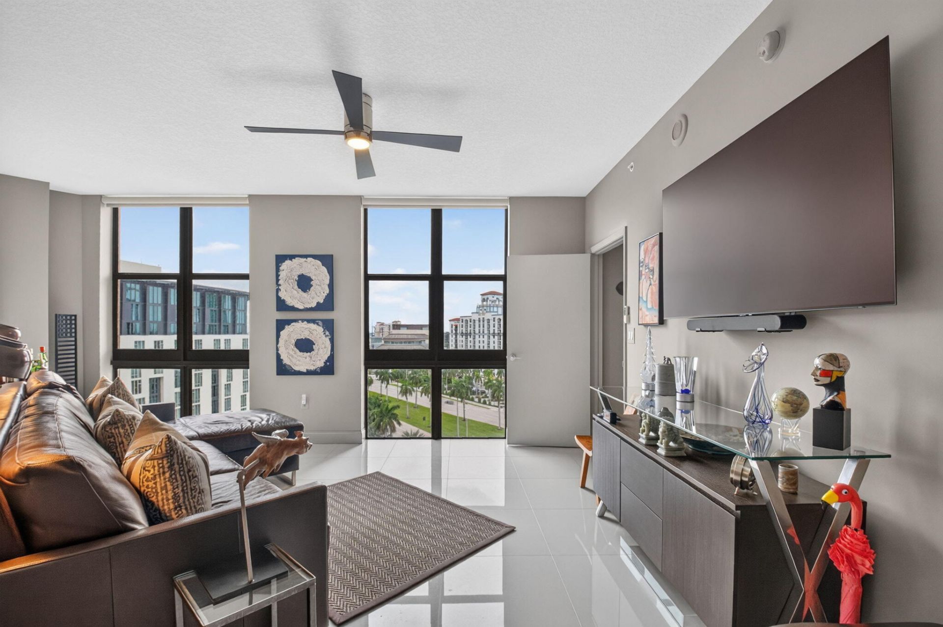 550 Okeechobee Boulevard, Unit 1111, West Palm Beach, FL 33401 Photo