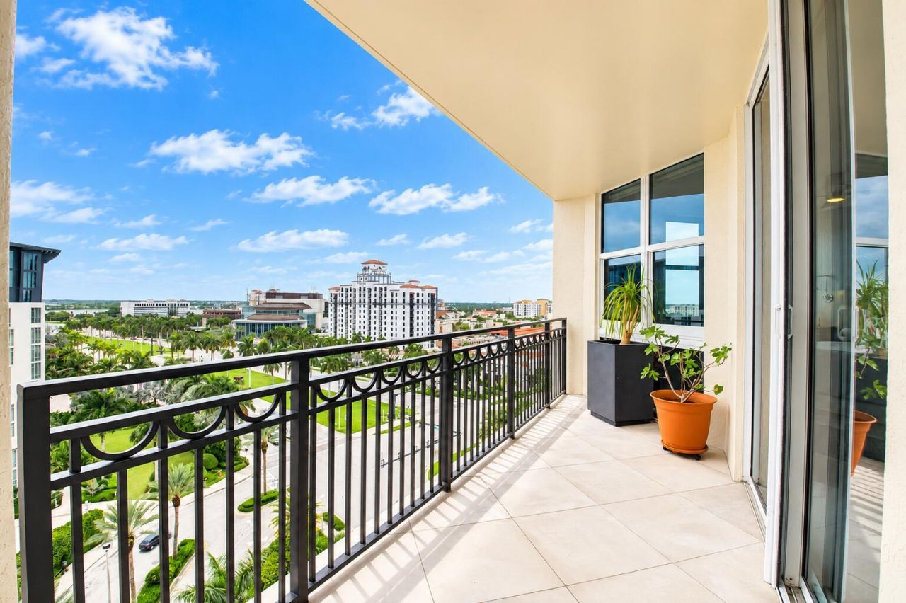 550 Okeechobee Boulevard, Unit 1111, West Palm Beach, FL 33401 Photo