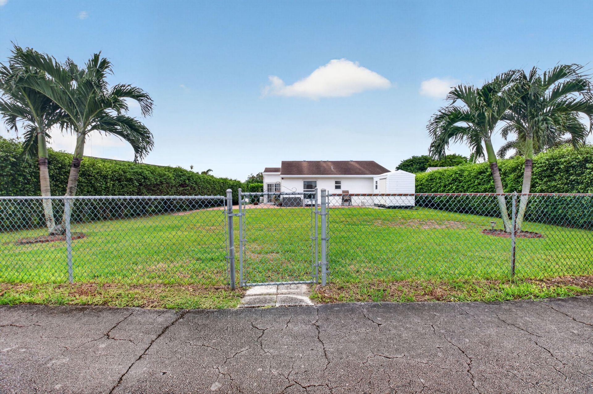 5504 Courtney Circle, Boynton Beach, FL 33472 Photo