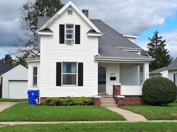 426 Pine Street , Kewanee, IL 61443