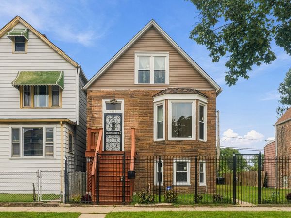 7427 S Evans Avenue, Chicago, IL 60619