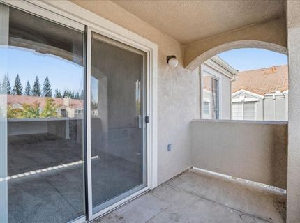 885 Halidon Way #1021, Unit 1021, Folsom, CA 95630 Photo