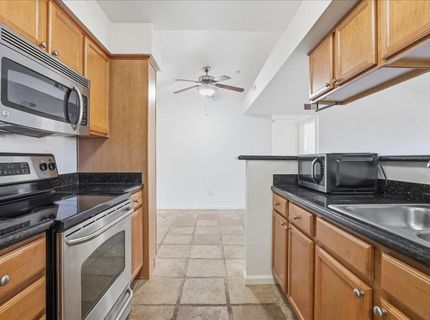 885 Halidon Way #1021, Unit 1021, Folsom, CA 95630 Photo