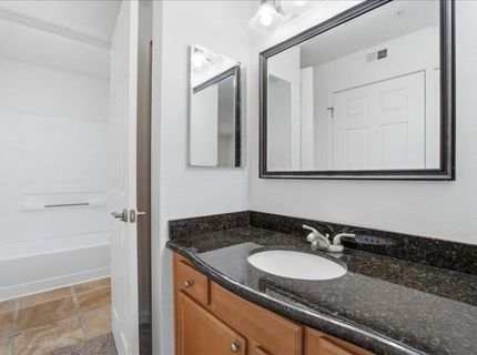 885 Halidon Way #1021, Unit 1021, Folsom, CA 95630 Photo