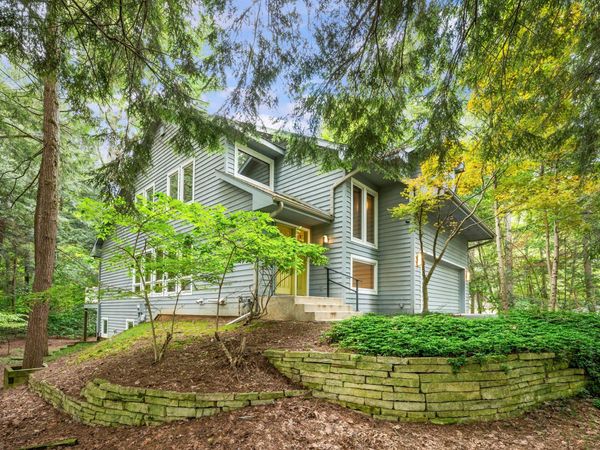12760 Highland Shores Drive, Sawyer, MI 49125