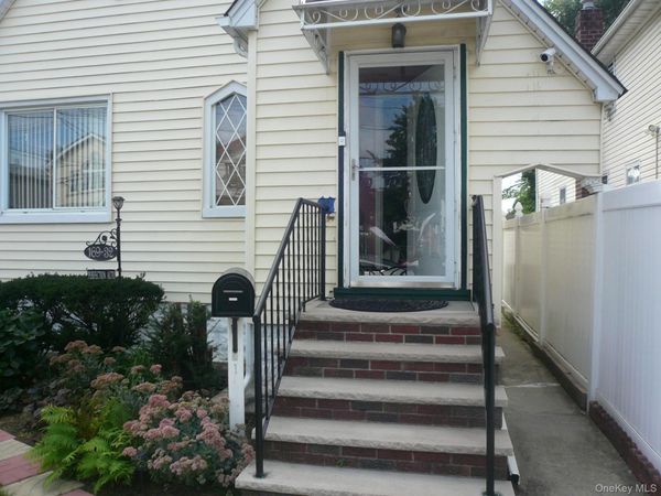 16932 144th Road , Unit 1, Jamaica, NY 11434