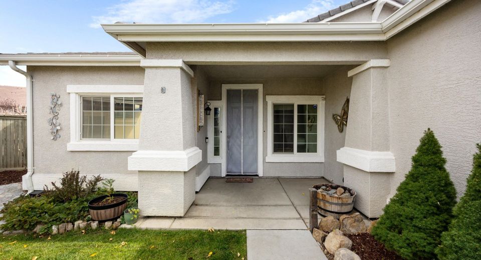 10380 Rosemount Drive, Reno, NV 89521 Photo