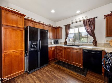 10380 Rosemount Drive, Reno, NV 89521 Photo