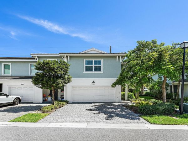 562 PARSONS Way, Deerfield Beach, FL 33442