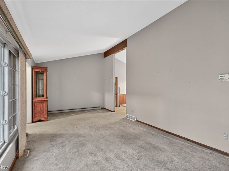 7686 Roselawn Drive, Mentor, OH 44060 Photo 6