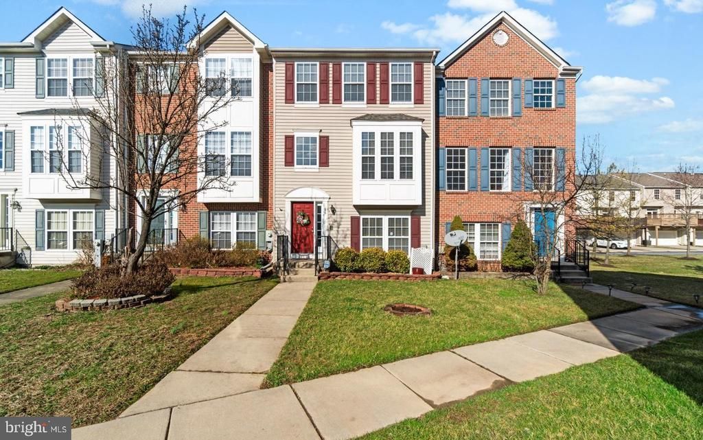16 KENDERSHAM COURT , ROSEDALE, MD 21237