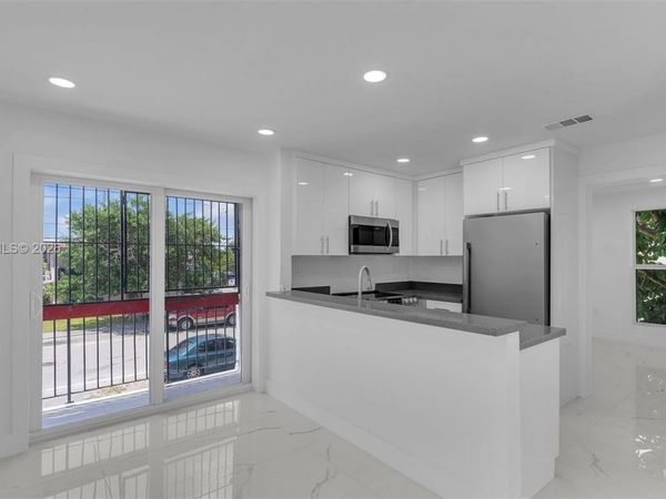 2623 NW 24th St , Unit 7, Miami, FL 33142