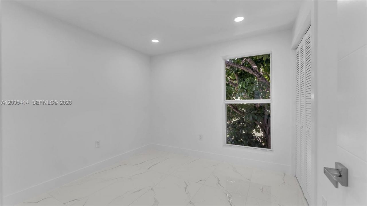 2623 NW 24th St , Unit 7, Miami, FL 33142 Photo