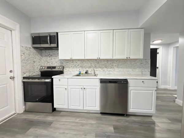 131 E 27TH Street, Unit 6, Riviera Beach, FL 33404
