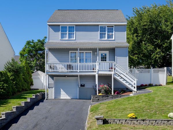 22 Byron St, Worcester, MA 01605