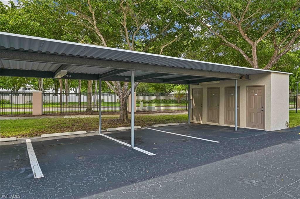 14831 Park Lake Dr, Unit 209, Fort Myers, FL 33919 Photo