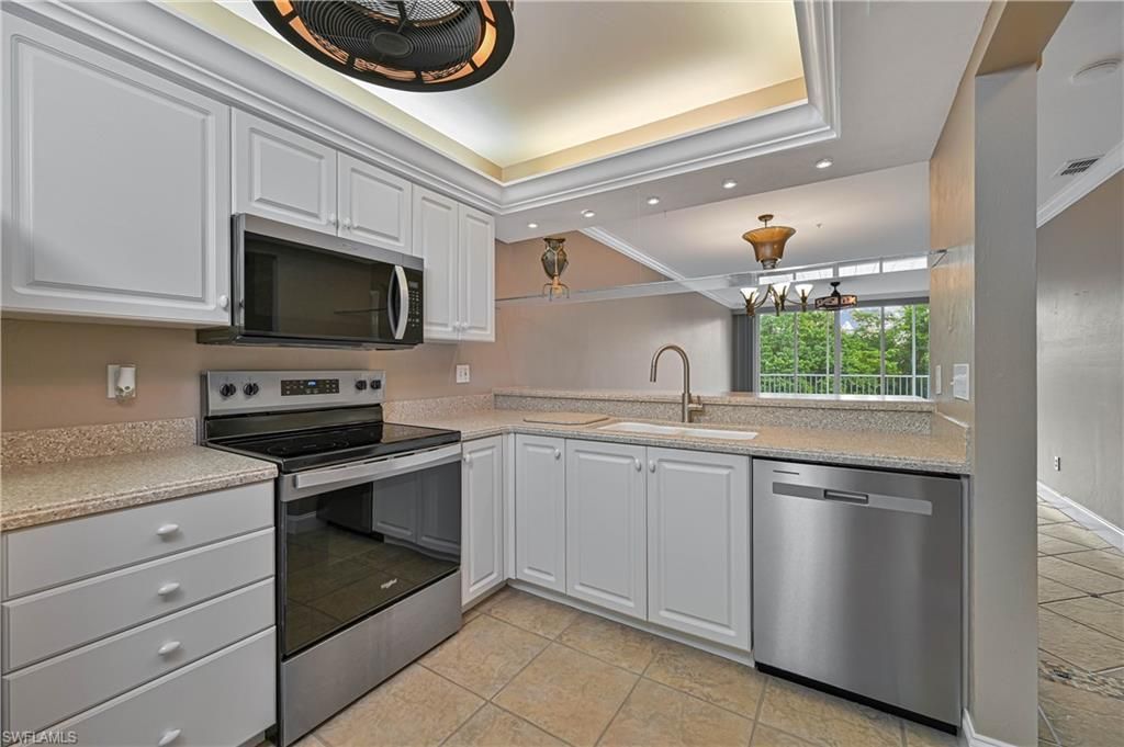 14831 Park Lake Dr, Unit 209, Fort Myers, FL 33919 Photo
