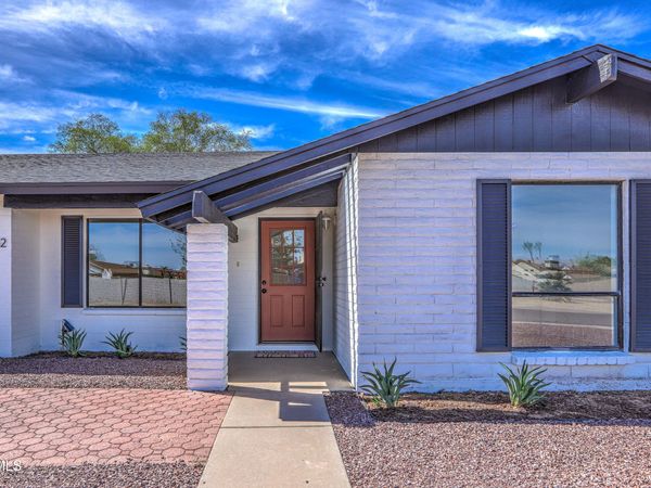 18652 N 12TH Avenue, Phoenix, AZ 85027