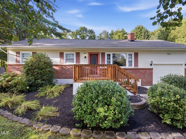 7 Davids Lane, Burnt Hills, NY 12027