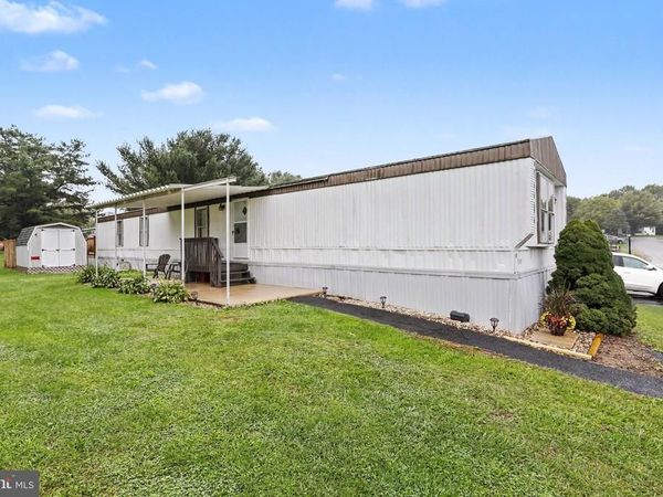 65 ALANA DRIVE , YORK, PA 17402