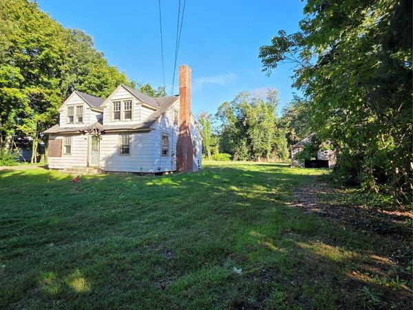 37200 Main Road , Cutchogue, NY 11935