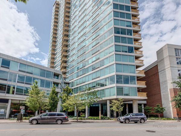 1720 Maple Avenue , Unit 1360, Evanston, IL 60201