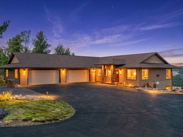 5006 N Indian Bluff Ln, Spokane, WA 99224