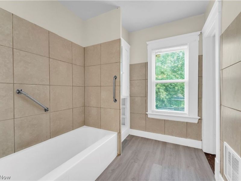 3150 W 46th Street, Cleveland, OH 44102 Photo 24