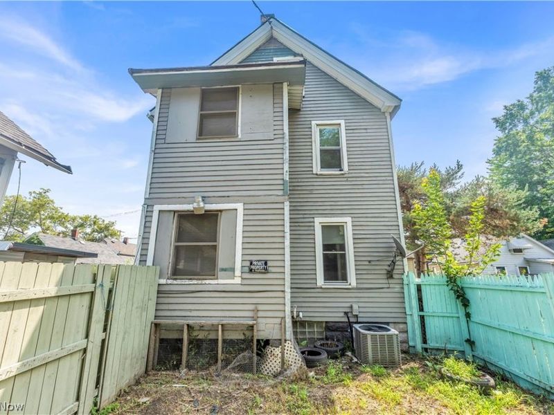 3150 W 46th Street, Cleveland, OH 44102 Photo 3