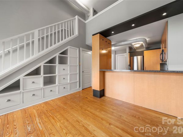 404 N Laurel Avenue, Charlotte, NC 28204