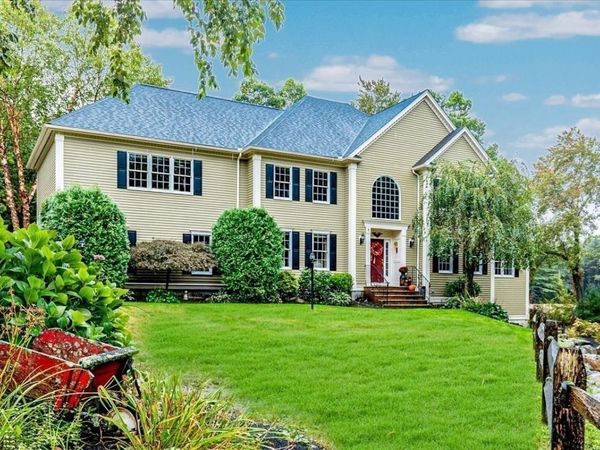 5 Blais Farm Rd, Middleton, MA 01949