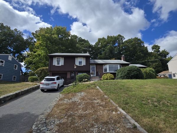59 Kenelworth Ave, Brockton, MA 02301