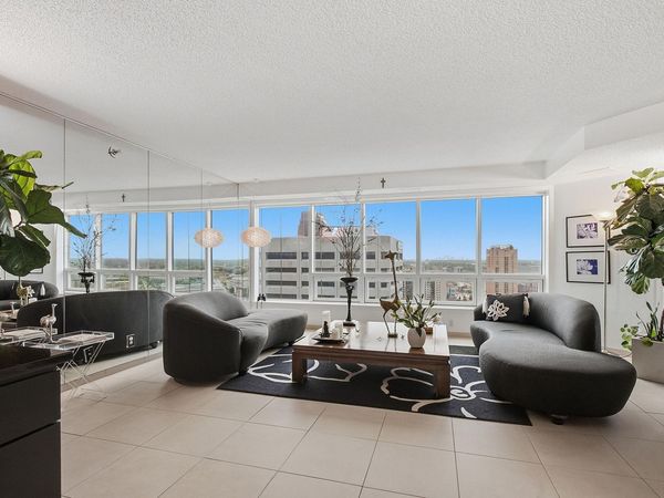 168 6th Street E, Unit 3206, Saint Paul, MN 55101