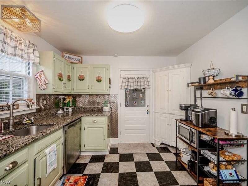 913 Home Circle, Salem, OH 44460 Photo 10