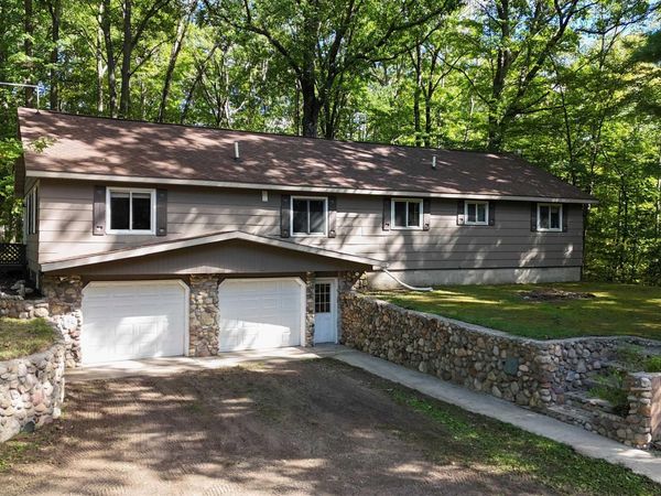 9428 Jennings Road W, Lake City, MI 49651