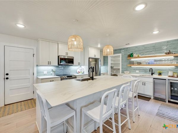 1644 Breezeway , Tow, TX 78672