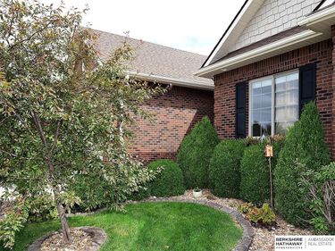 6540 Ashbrook Drive, Lincoln, NE 68516