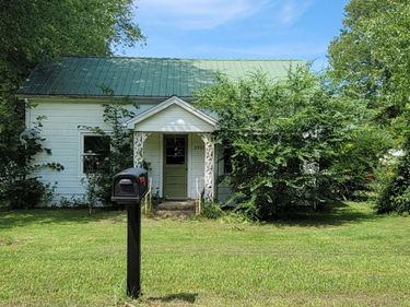 5901 Carr Road, Paducah, KY 42001