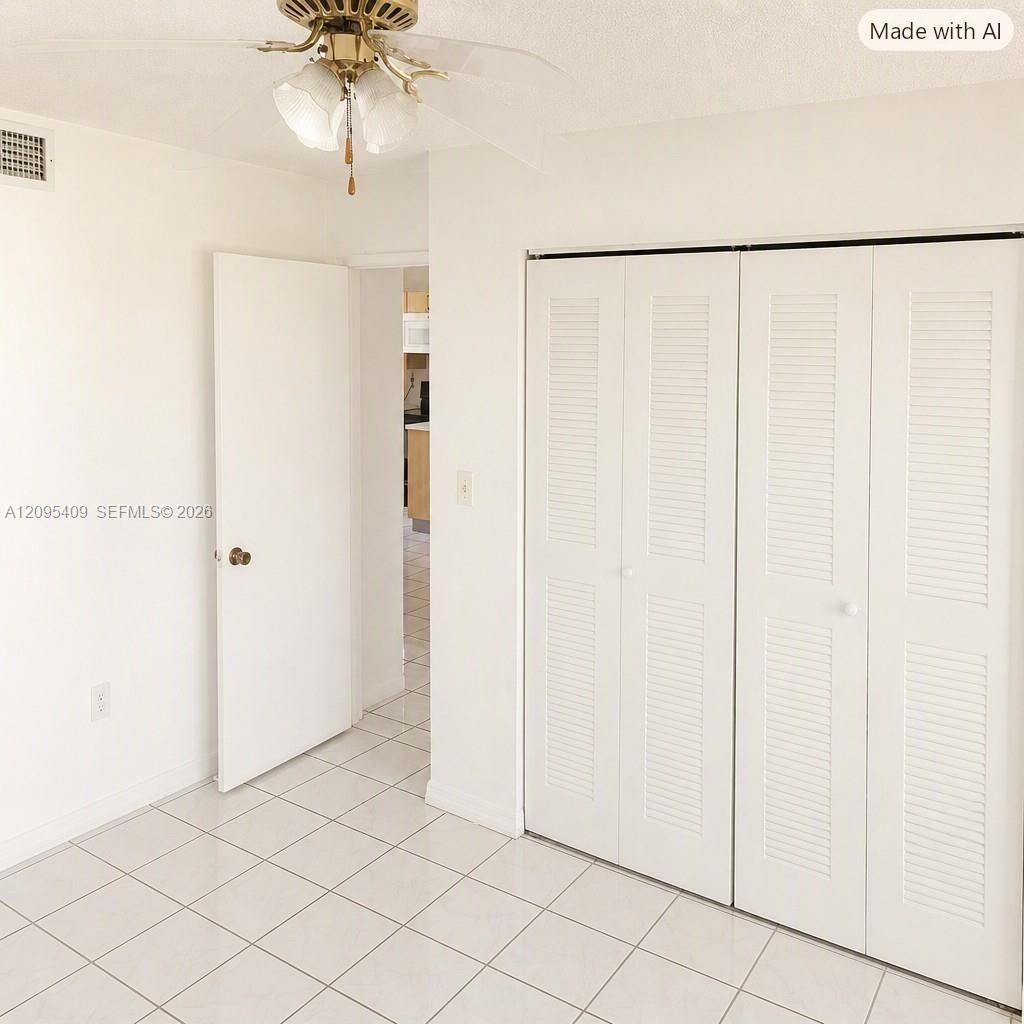 2710 W 60th Pl , Unit 204, Hialeah, FL 33016 Photo
