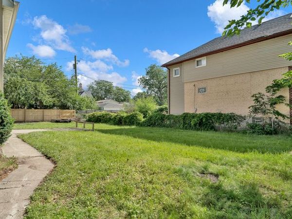 430 W 98th Place , Chicago, IL 60628