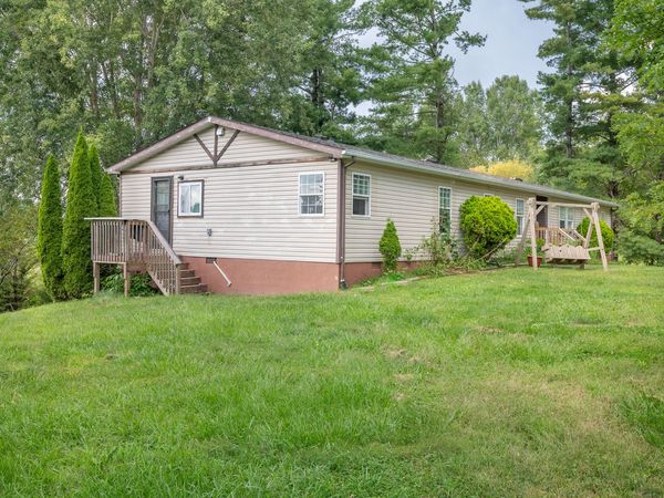 6782 Floyd N, Copper Hill, VA 24079