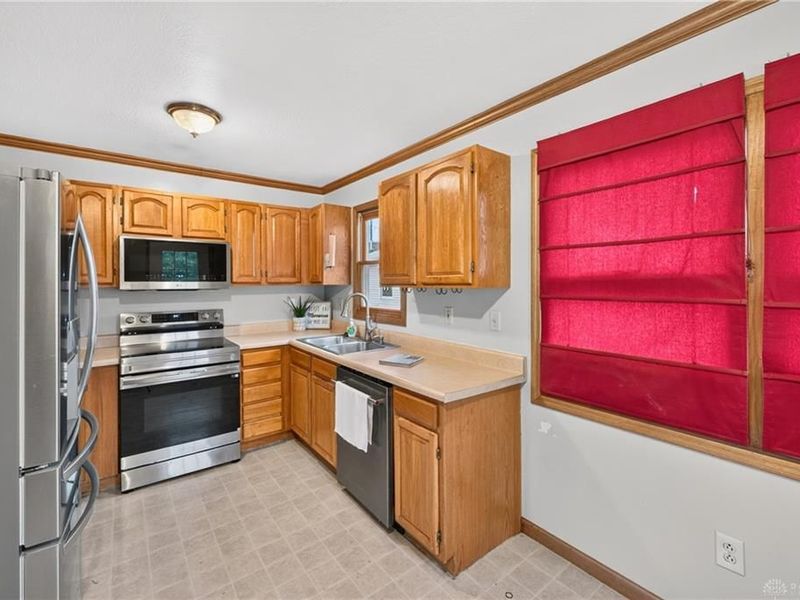 806 Camp Street, Piqua, OH 45356 Photo 11