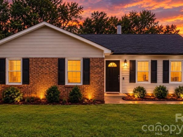 2115 Teddington Drive, Charlotte, NC 28214