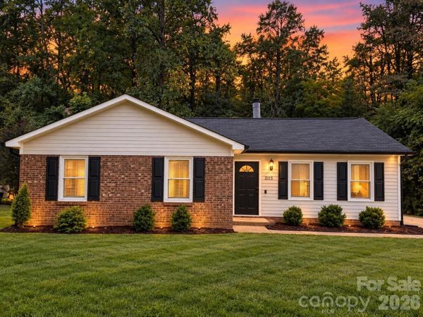 2115 Teddington Drive , Charlotte, NC 28214