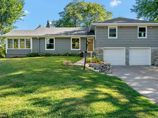 3533 W 103rd Street, Bloomington, MN 55431