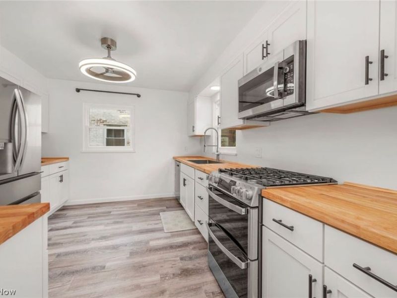 520 Kenilworth Road, Bay Village, OH 44140 Photo 14