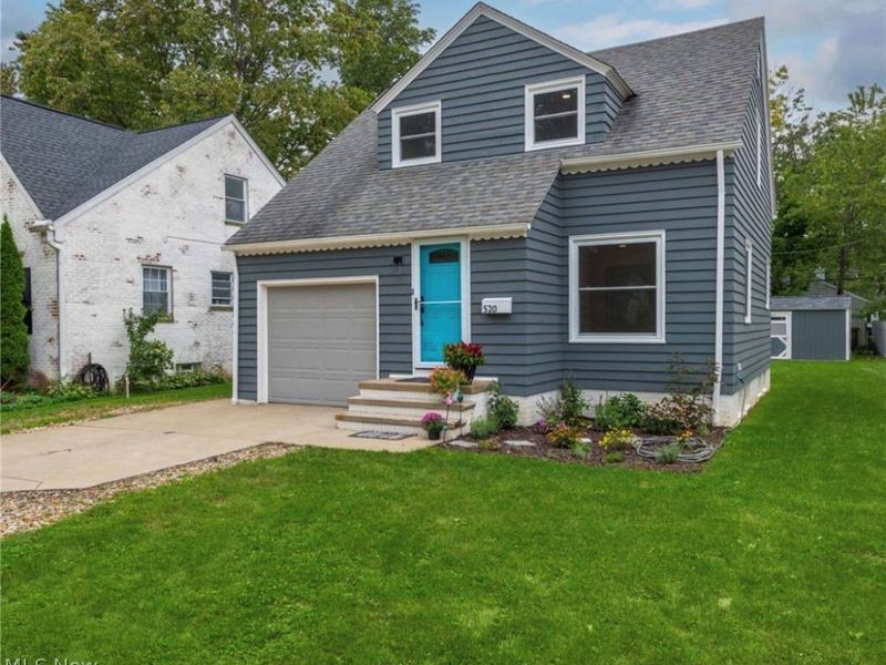 520 Kenilworth Road, Bay Village, OH 44140 Photo 2