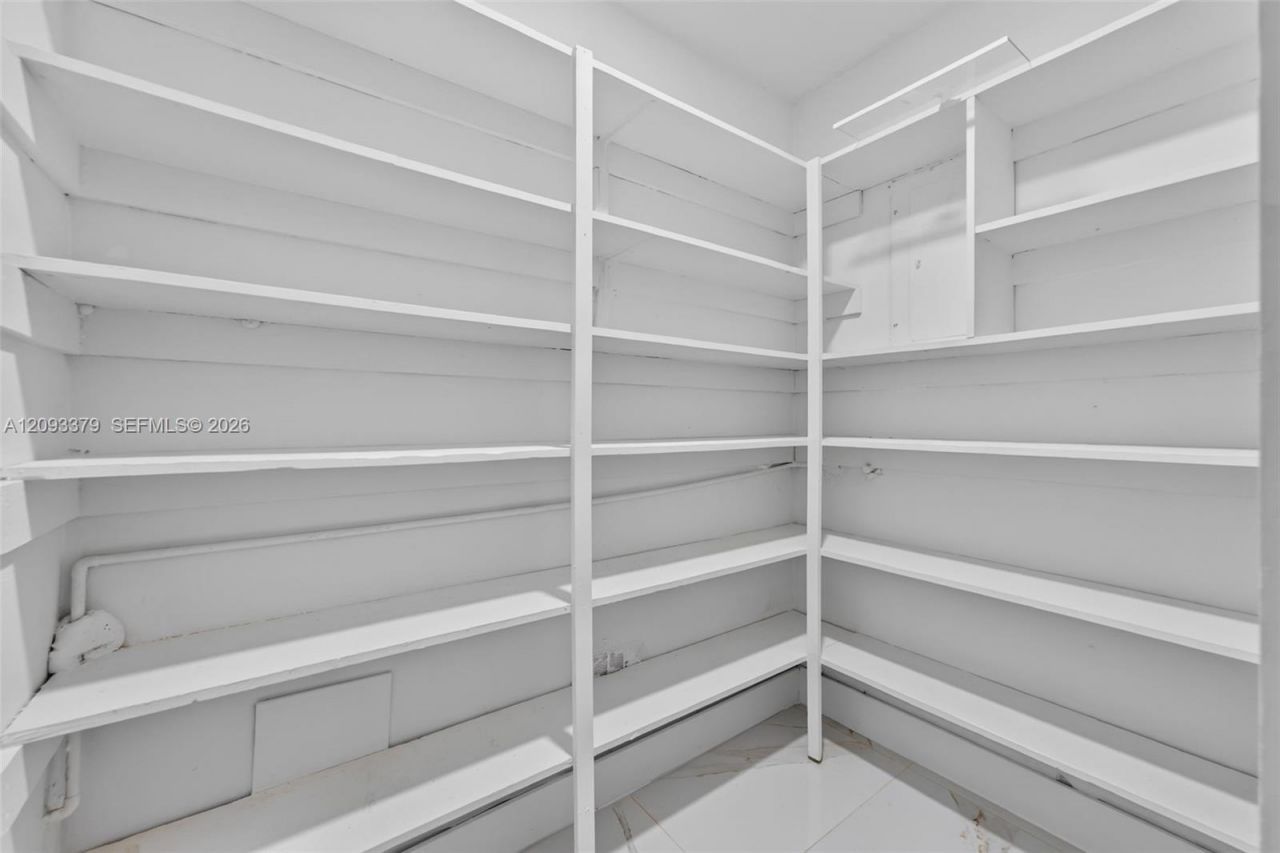 3147 SW 24th St , Unit 3149, Miami, FL 33133 Photo