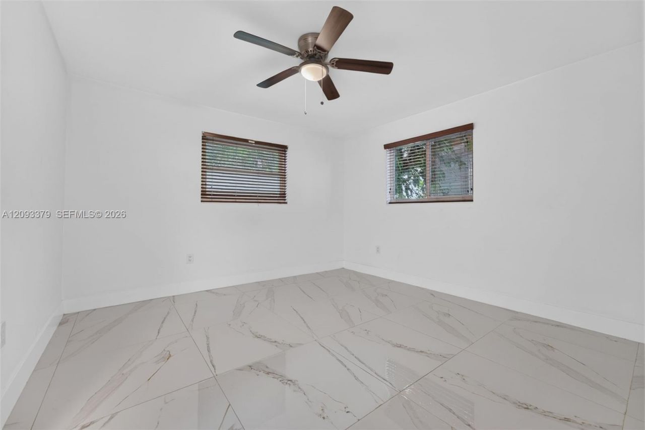 3147 SW 24th St , Unit 3149, Miami, FL 33133 Photo