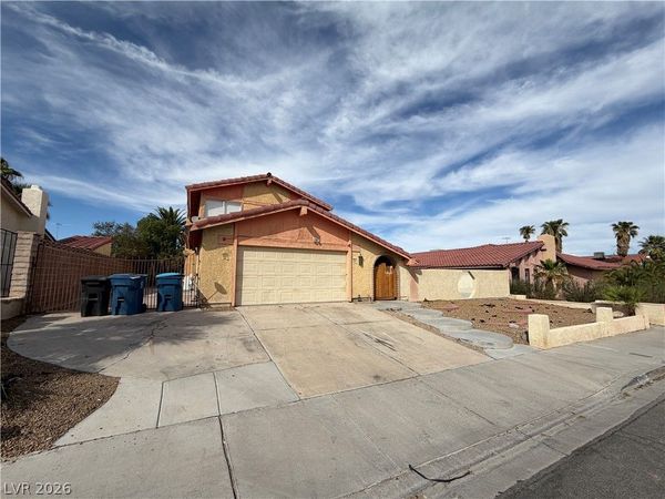 5252 Cartaro Drive , Las Vegas, NV 89103